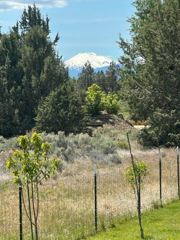 62705 Hamby Road, Bend, OR 97701