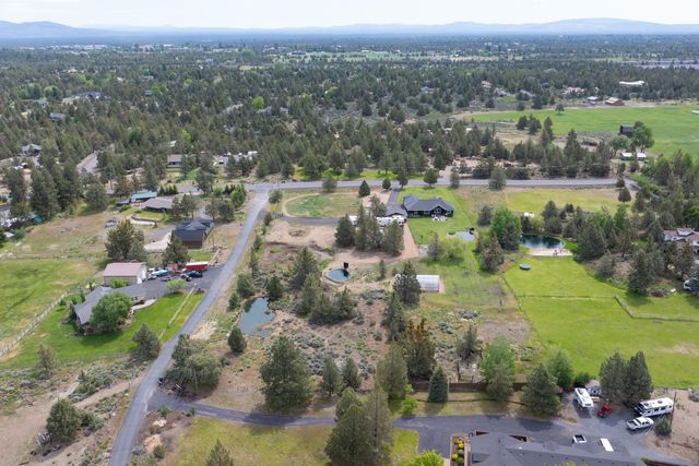 62705 Hamby Road, Bend, OR 97701