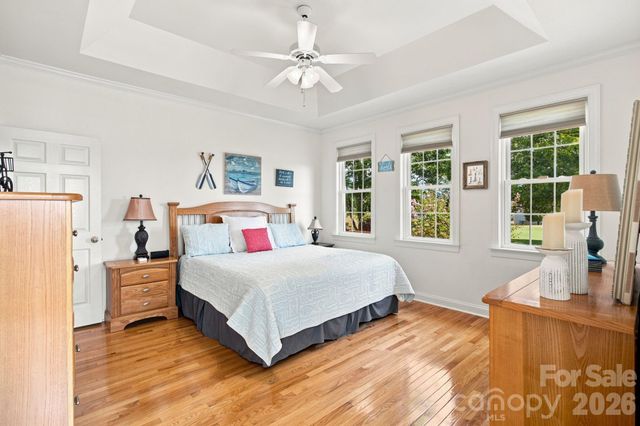 137 Fox Den Circle, Statesville, NC 28677
