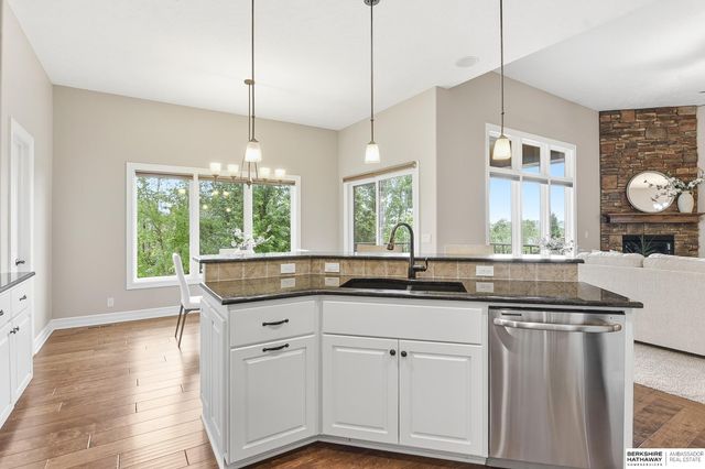 15109 Gilder Avenue, Bennington, NE 68007