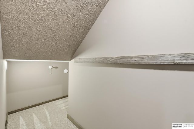 15109 Gilder Avenue, Bennington, NE 68007