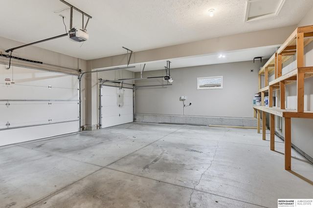 15109 Gilder Avenue, Bennington, NE 68007