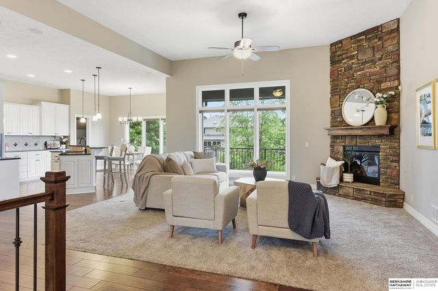 15109 Gilder Avenue, Bennington, NE 68007