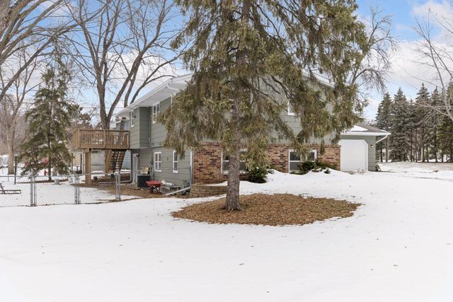 1500 Quebec Avenue N, Champlin, MN 55316