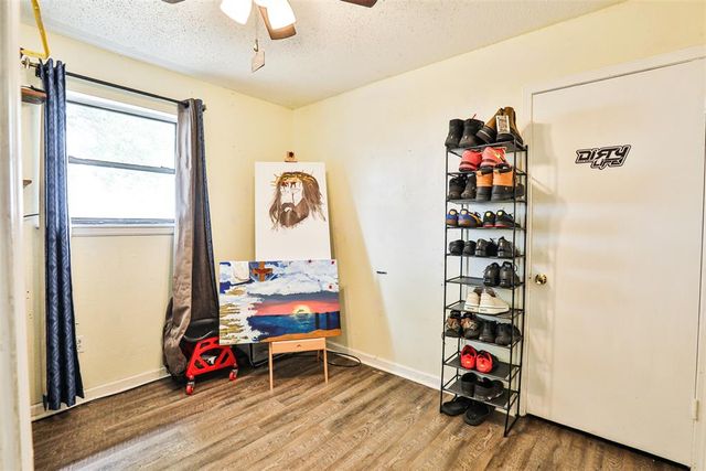 608 SW 15 Street, Moore, OK 73160