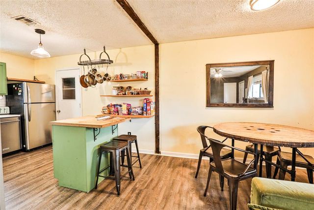 608 SW 15 Street, Moore, OK 73160