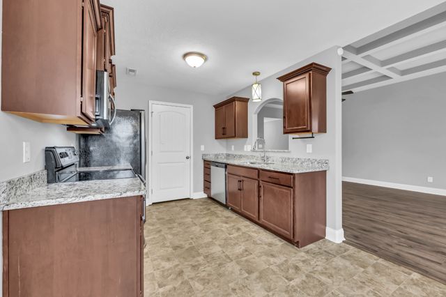 504 Sitka St, Clarksville, TN 37040