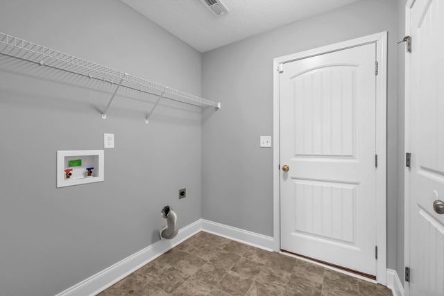 504 Sitka St, Clarksville, TN 37040