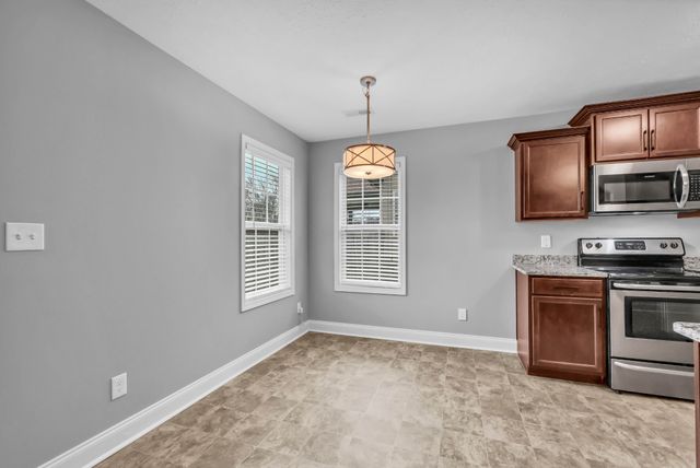 504 Sitka St, Clarksville, TN 37040