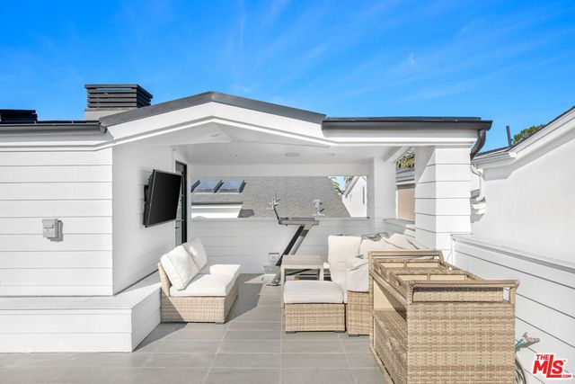 413 Marigold Avenue, Corona Del Mar, CA 92625