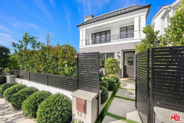 413 Marigold Avenue, Corona Del Mar, CA 92625