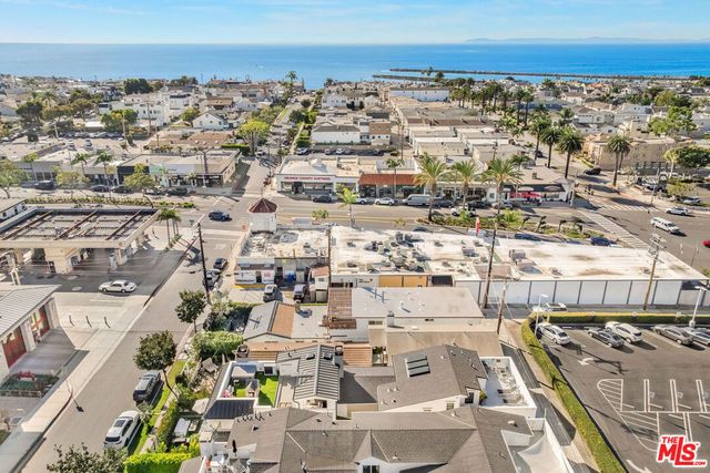 413 Marigold Avenue, Corona Del Mar, CA 92625