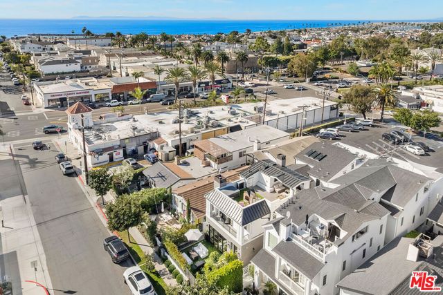 413 Marigold Avenue, Corona Del Mar, CA 92625