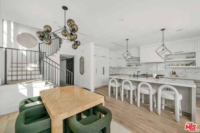 413 Marigold Avenue, Corona Del Mar, CA 92625