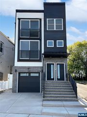 62 Hillside Avenue, Newark, NJ 07108