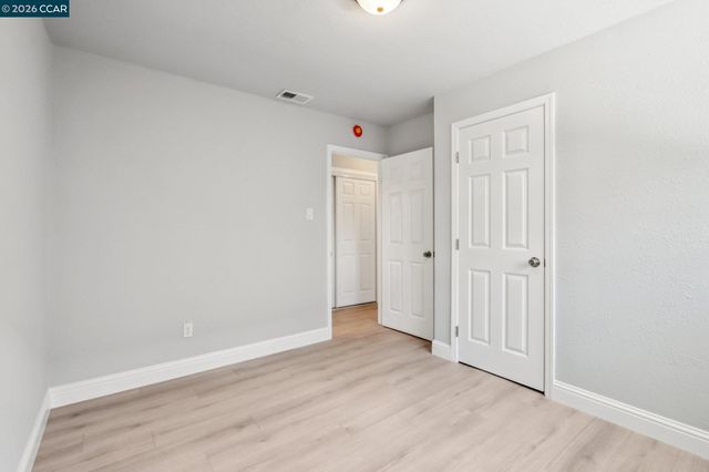 105 Phelan Ave, Vallejo, CA 94590