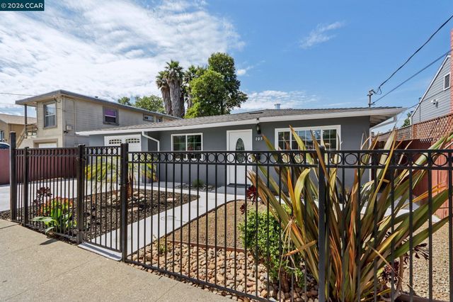 105 Phelan Ave, Vallejo, CA 94590