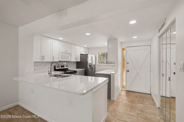 1611 Minutemen Causeway SE 208a-P, Cocoa Beach, FL 32931