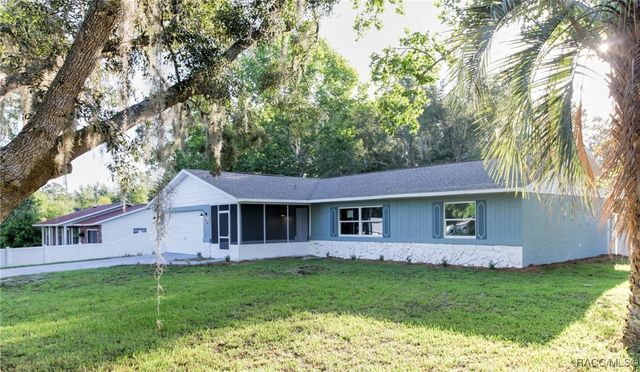 610 Independence Highway, Inverness, FL 34453