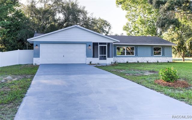 610 Independence Highway, Inverness, FL 34453
