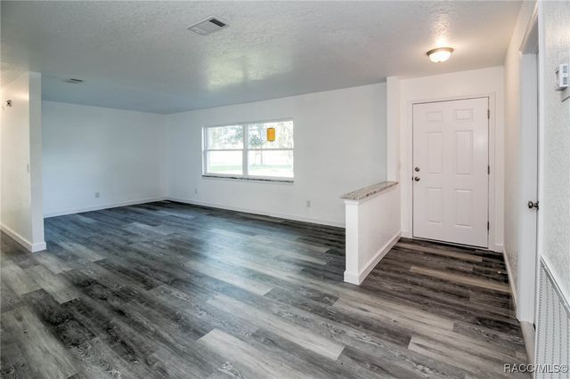 610 Independence Highway, Inverness, FL 34453