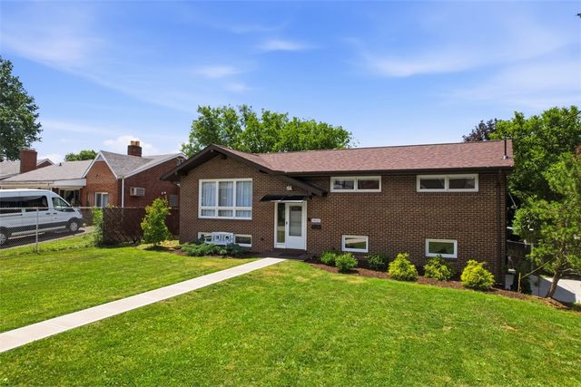 1400 Ohio Ave, White Oak, PA 15131