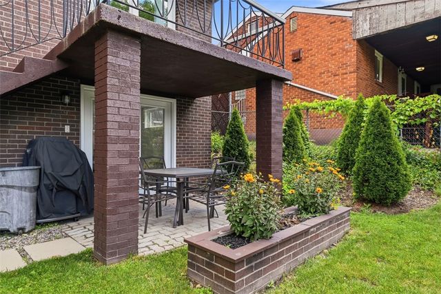 1400 Ohio Ave, White Oak, PA 15131
