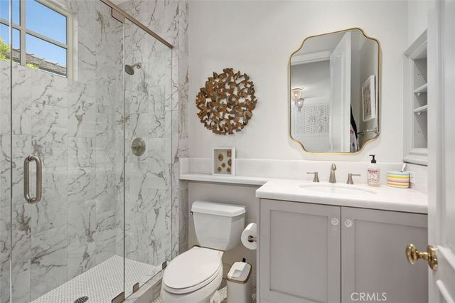 4 Turtle Bay Drive, Newport Beach, CA 92660