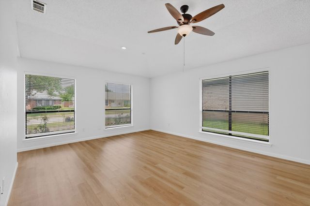 312 Cole Street, Garland, TX 75040
