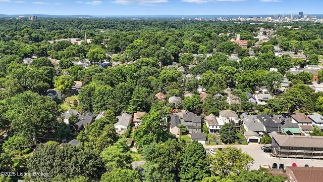 137 S Bayly Ave, Louisville, KY 40206