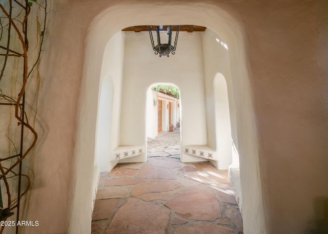 3121 N 27TH Street, Phoenix, AZ 85016