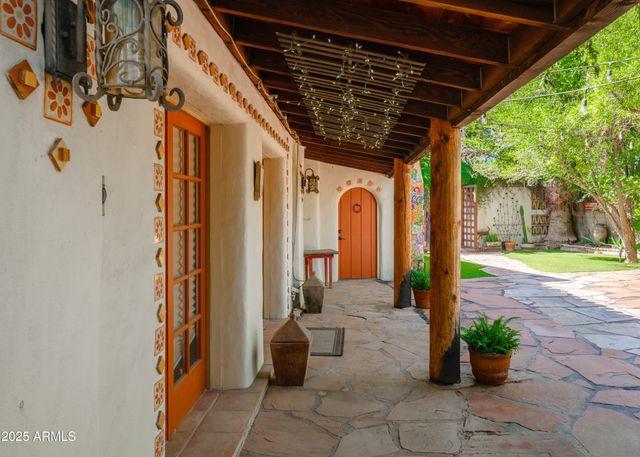 3121 N 27TH Street, Phoenix, AZ 85016