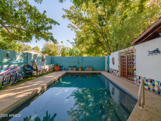 3121 N 27TH Street, Phoenix, AZ 85016