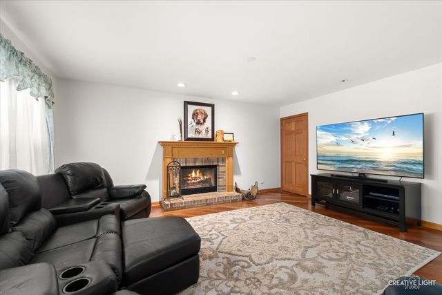 40W134 James Michener Drive, Campton Hills, IL 60175