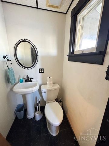 1027 Highland Avenue, Dayton, OH 45410