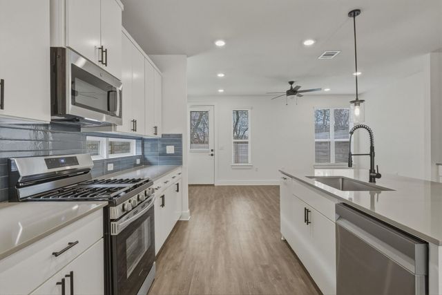 2009 Iroquois LN B, Austin, TX 78741