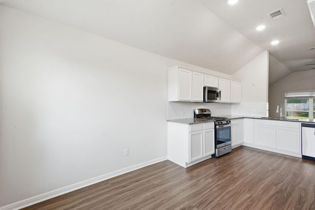 11962 Sunshine Park Drive N, Willis, TX 77318