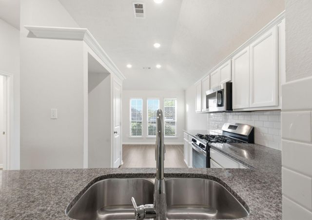 11962 Sunshine Park Drive N, Willis, TX 77318