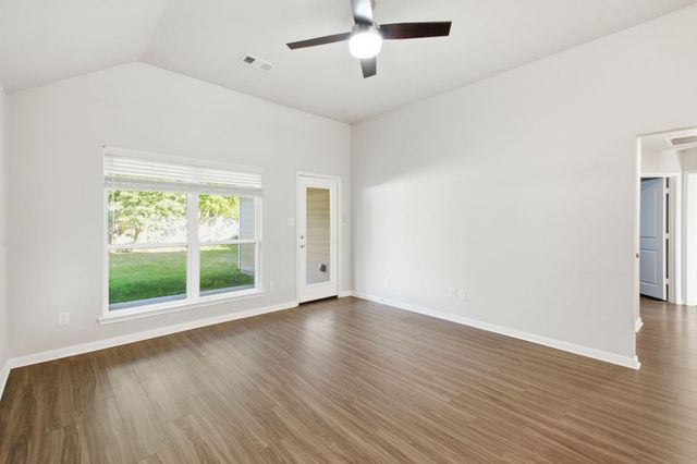 11962 Sunshine Park Drive N, Willis, TX 77318