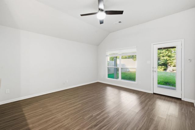 11962 Sunshine Park Drive N, Willis, TX 77318