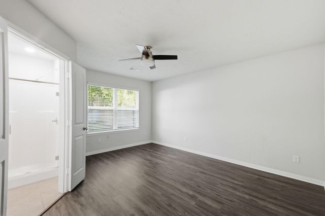 11962 Sunshine Park Drive N, Willis, TX 77318