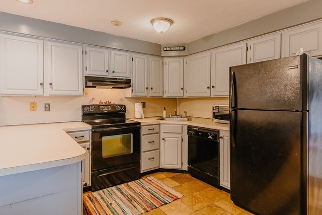 10 Hulbert Road 10, Worcester, MA 01603