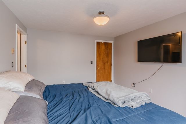 10 Hulbert Road 10, Worcester, MA 01603