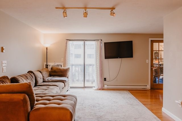 10 Hulbert Road 10, Worcester, MA 01603