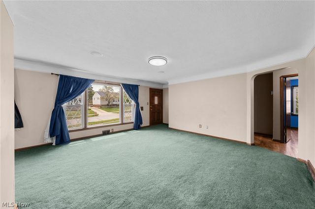 2906 Priscilla Avenue, Parma, OH 44134