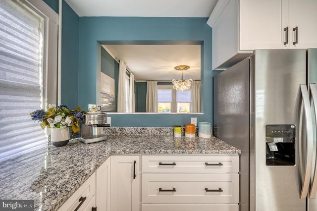 606 ALDERSHOT RD, Baltimore, MD 21229