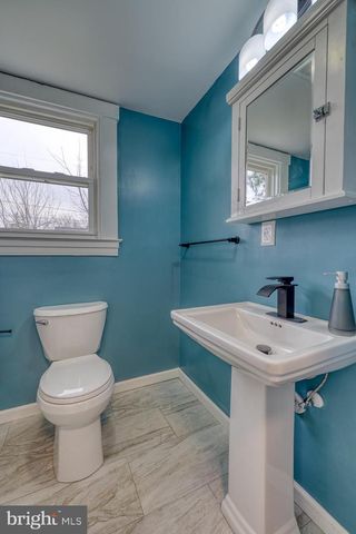 606 ALDERSHOT RD, Baltimore, MD 21229