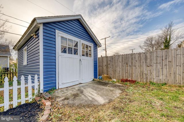 606 ALDERSHOT RD, Baltimore, MD 21229