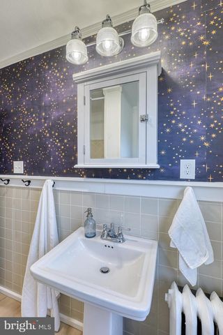 606 ALDERSHOT RD, Baltimore, MD 21229