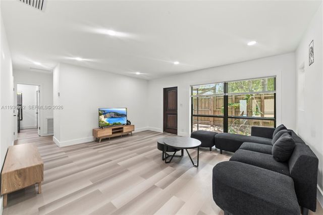 509 SE 19th St, Fort Lauderdale, FL 33316